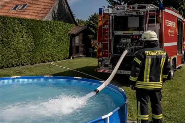 2026-04-30: Poolfüllung